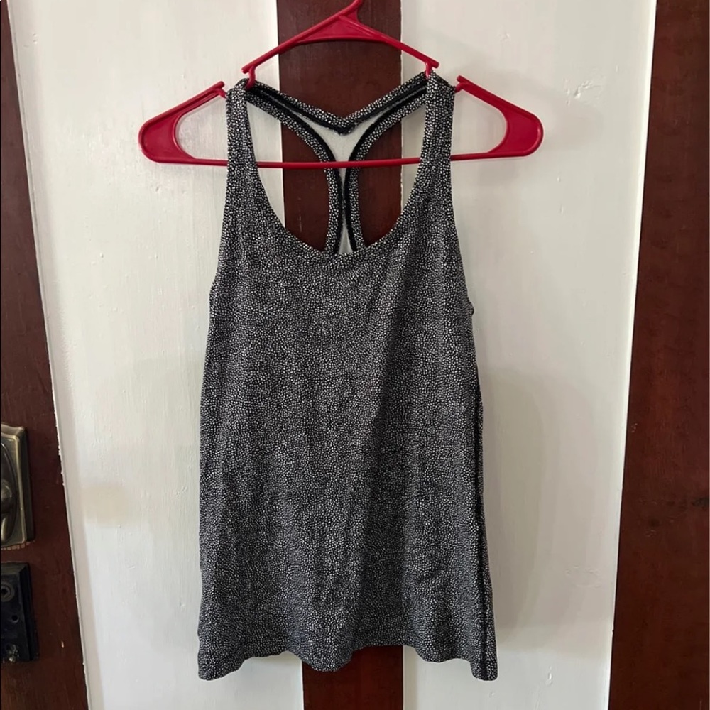 Lululemon tank top